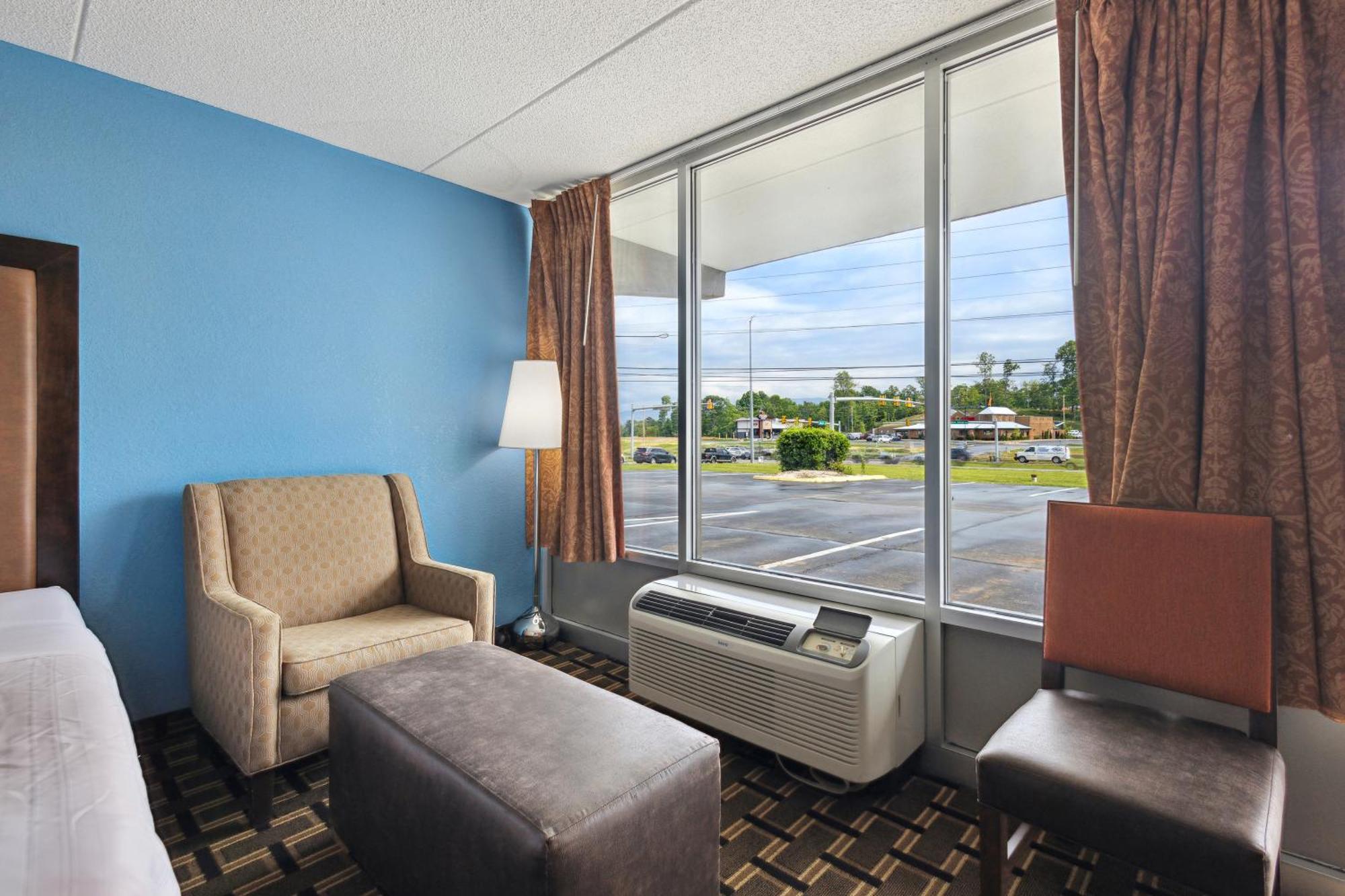 Relax Inn By Oyo Greeneville Near Hwy Us-321 Exterior photo